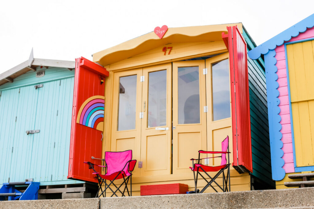 walton-on-the-naze-beach-hut-hire-essex-rainbow-hope-millies-beach-huts